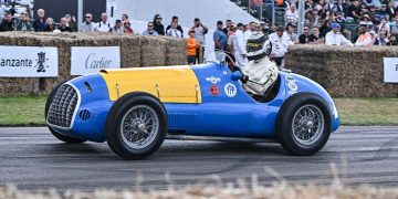La muestra de autos clásicos que recorrerán la Ciudad de Buenos Aires