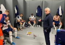 La profunda reflexión de varios entrenadores por el uso excesivo de los teléfonos en el vestuario: “Cada jugador vive en su propio mundo”