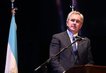 Reconocieron a ex embajadores de otros países en Argentina con la Orden de San Martín y la Orden de Mayo