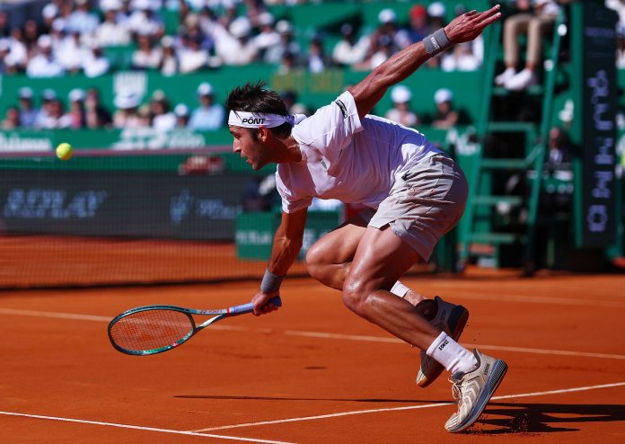 Tomás Etcheverry y Camilo Ugo Carabelli van por más en Barcelona: rivales, hora y cómo ver los partidos en vivo