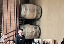 Viaje en helicóptero, asado con Maia Reficco y una botella de seis litros de Malbec: el día de Colapinto en la previa a la exhibición