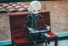 Cuando la tecnología corre y la ética camina… lento, muy lento; O de porque Peter Thiel es un peligro
