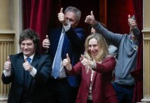 Después de semanas complejas, el Gobierno hace esfuerzos para retomar la actividad y recuperar la agenda de gestión