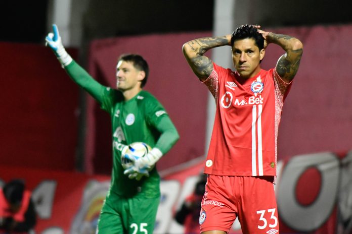 El cruce de Nicolás Diez con un periodista por la eliminación de Argentinos ante Belgrano: “Vos querés buscar la mala”