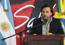 El curioso baile de Gustavo Sáenz tras anunciar una nueva conexión aérea entre Salta y Río de Janeiro