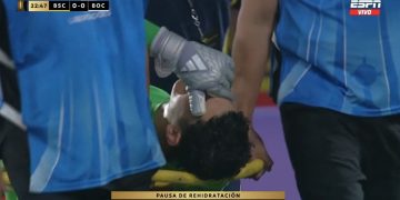 El momento de la lesión que sacó a Leandro Brey del partido de Boca ante Barcelona de Ecuador por la Libertadores