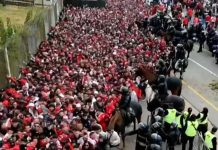 El video de los incidentes y desbordes en los accesos de hinchas de River en la final contra Belgrano en el Kempes