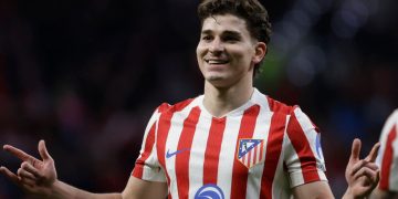 La decisión de Julián Álvarez sobre su futuro tras el Mundial en medio de la puja entre el Atlético de Madrid y el Barcelona