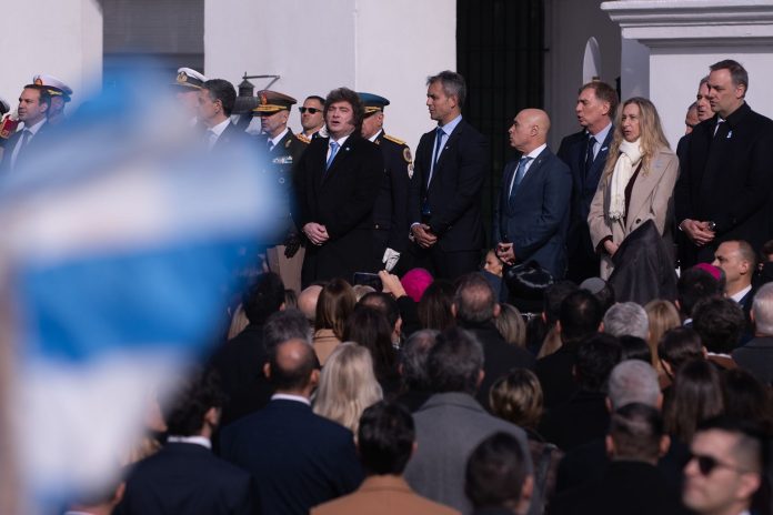La foto que enojó a un sector del Gobierno y la fecha en la que Adorni presentará la declaración jurada