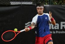 Otro golpe argentino en Roland Garros: Francisco Comesaña eliminó a Luciano Darderi y avanzó a tercera ronda