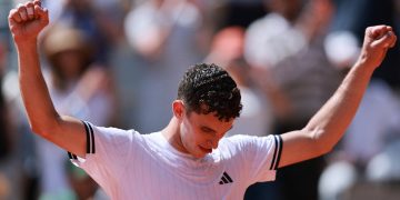 Tras su histórica victoria ante Sinner, Juan Manuel Cerúndolo superó una épica batalla de 6 horas y 427 puntos: se clasificó a octavos de final de Roland Garros
