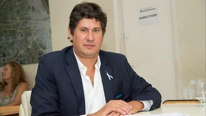 Un intendente de Santa Fe pidió licencia para ir al Mundial con los amigos: “Lo necesito, trabajo mucho”