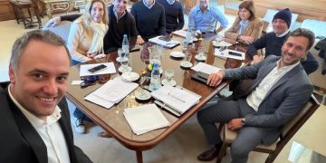 Crece la tensión en el Gobierno ante versiones sobre la continuidad de Adorni y se activa un operativo de contención en el Senado