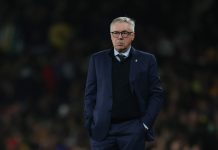 Del abrigo de Arsène Wenger al smoking de Segundo Castillo: así la moda influye en el fútbol