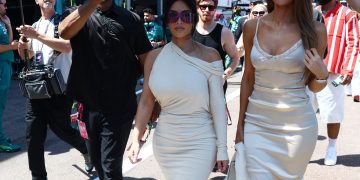 El desplante de Kim Kardashian a una ex figura de la Fórmula 1 y la reacción de su guardaespaldas durante el GP de Mónaco: “No me empujes”