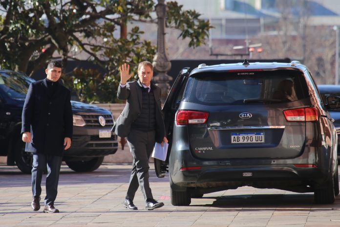 La impronta de Santilli en el Gabinete: de la negociación con gobernadores a la presencia mediática