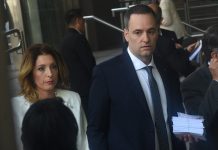 Manuel Adorni y su esposa decidieron acogerse al régimen de “inocencia fiscal” aunque aseguran que no declararán dólares