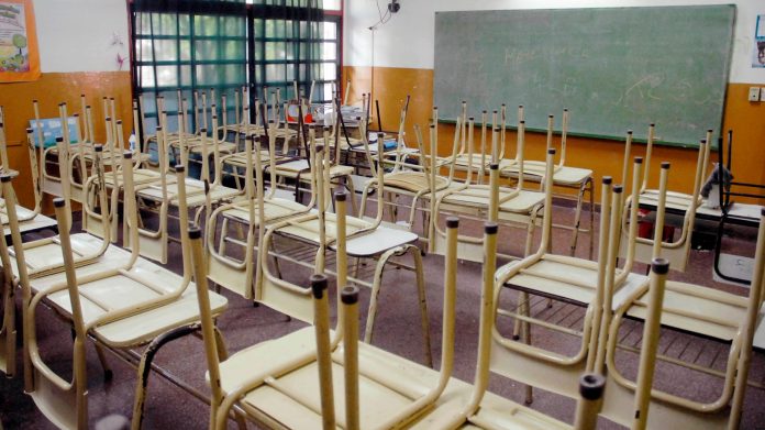Paro docente en Buenos Aires: denuncian una creciente ola de violencia en las escuelas y reclaman la reapertura de paritarias