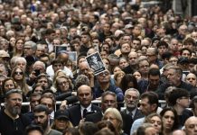 A 32 años del atentado, el presidente de AMIA apuntó contra la Justicia y pidió reforzar la seguridad en la Triple Frontera ante la amenaza iraní