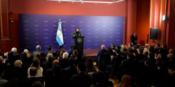 El Gobierno activa la estrategia por la reforma del BCRA: Milei volverá a reunirse con legisladores libertarios