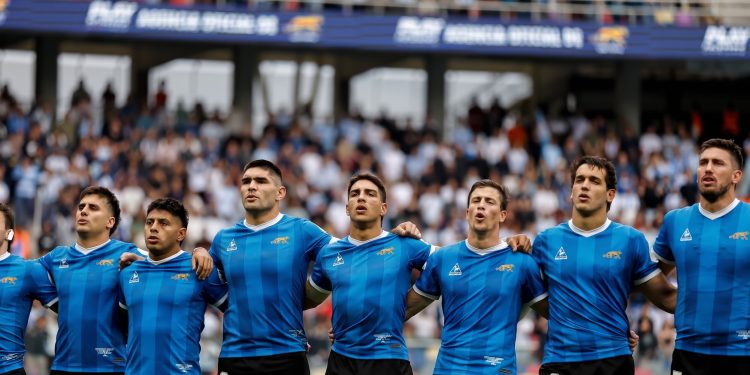 El simbólico homenaje de Los Pumas a los campeones del Mundial 86 durante el partido contra Inglaterra por el Nations Championship
