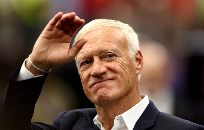 La dura autocrítica de Didier Deschamps tras la derrota 6-4 de Francia ante Inglaterra en el Mundial: “La culpa es mía”