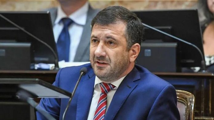 La Justicia de Paraguay condenó a dos años en suspenso al exsenador Edgardo Kueider por la mochila con USD 200 mil