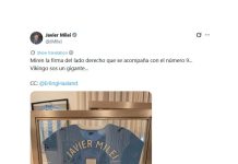 Milei celebró el triunfo de Noruega ante Brasil y mostró una camiseta del Manchester City firmada por Haaland