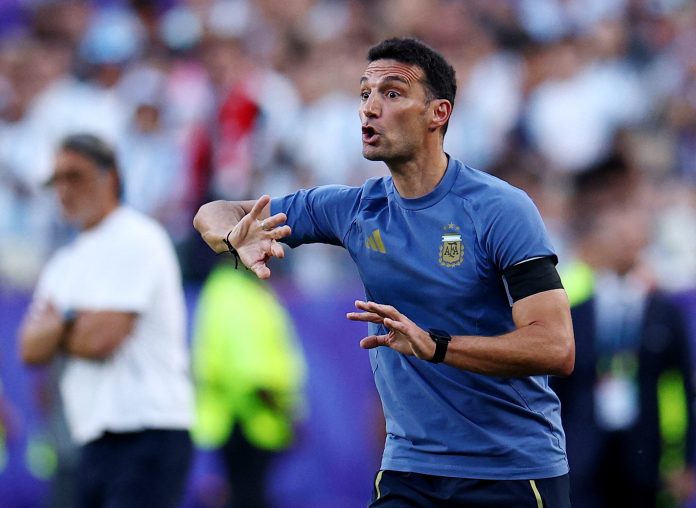 Tras superar una histórica marca de Menotti, Scaloni alcanzó un récord de Bilardo en el Mundial