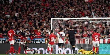 Centro de Montiel y toque de Driussi: así abrió River Plate el marcador frente a Independiente Santa Fe por la Sudamericana