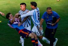 “Duro castigo por no saber perder” y “multa irrisoria”: así reflejaron los medios internacionales la sanción de la FIFA contra Argentina