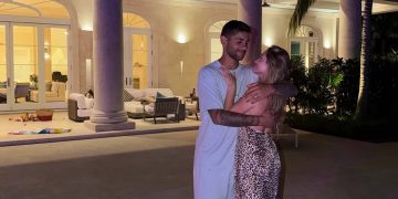 “Espalda con espalda”: el romántico posteo del Cuti Romero junto a su esposa Karen Cavaller en el inicio de una nueva aventura