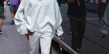 La ácida crítica de un referente de la Fórmula 1 contra Lewis Hamilton por sus extravagantes looks en las carreras