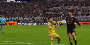 La lupa sobre el gol que le anularon a Platense contra Boca: por qué el VAR no llamó a Baliño por la mano de Gorosito