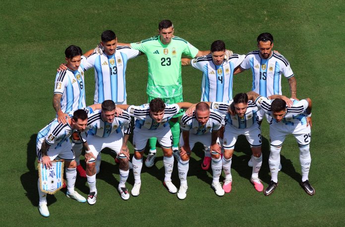Los primeros tres amistosos de la selección argentina tras el Mundial: sedes, posibles rivales y el futuro de Messi