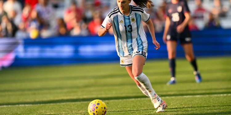 Nació en Estados Unidos y aún lucha con el idioma, pero se convirtió en una referente de Argentina: “No quisiera usar otra camiseta”
